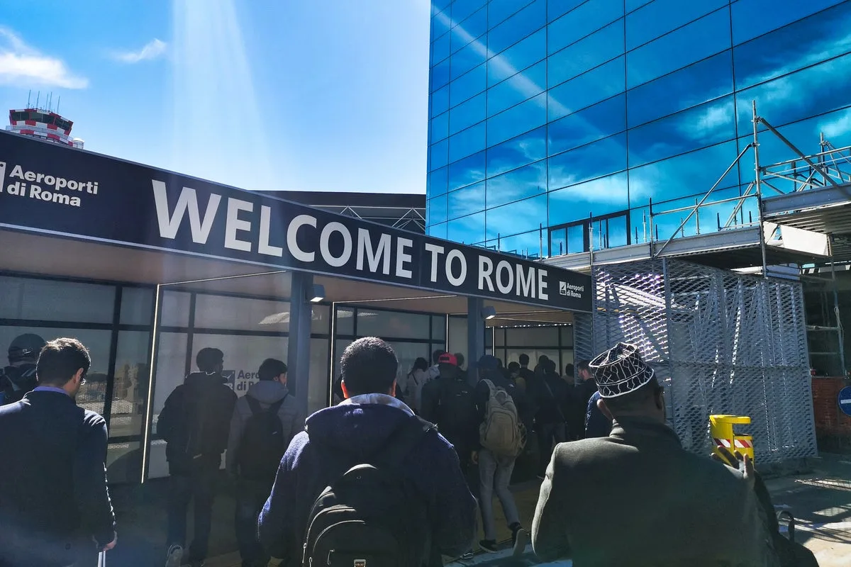 Rome Airports Consider Suspending New EU Border Checks Amid Summer Travel Concerns