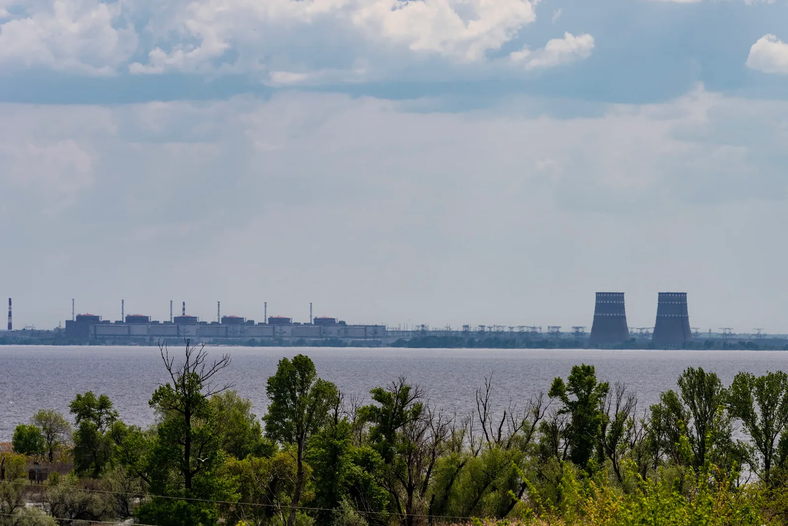Russia and Ukraine agree local ceasefire for Zaporizhzhia nuclear plant repairs