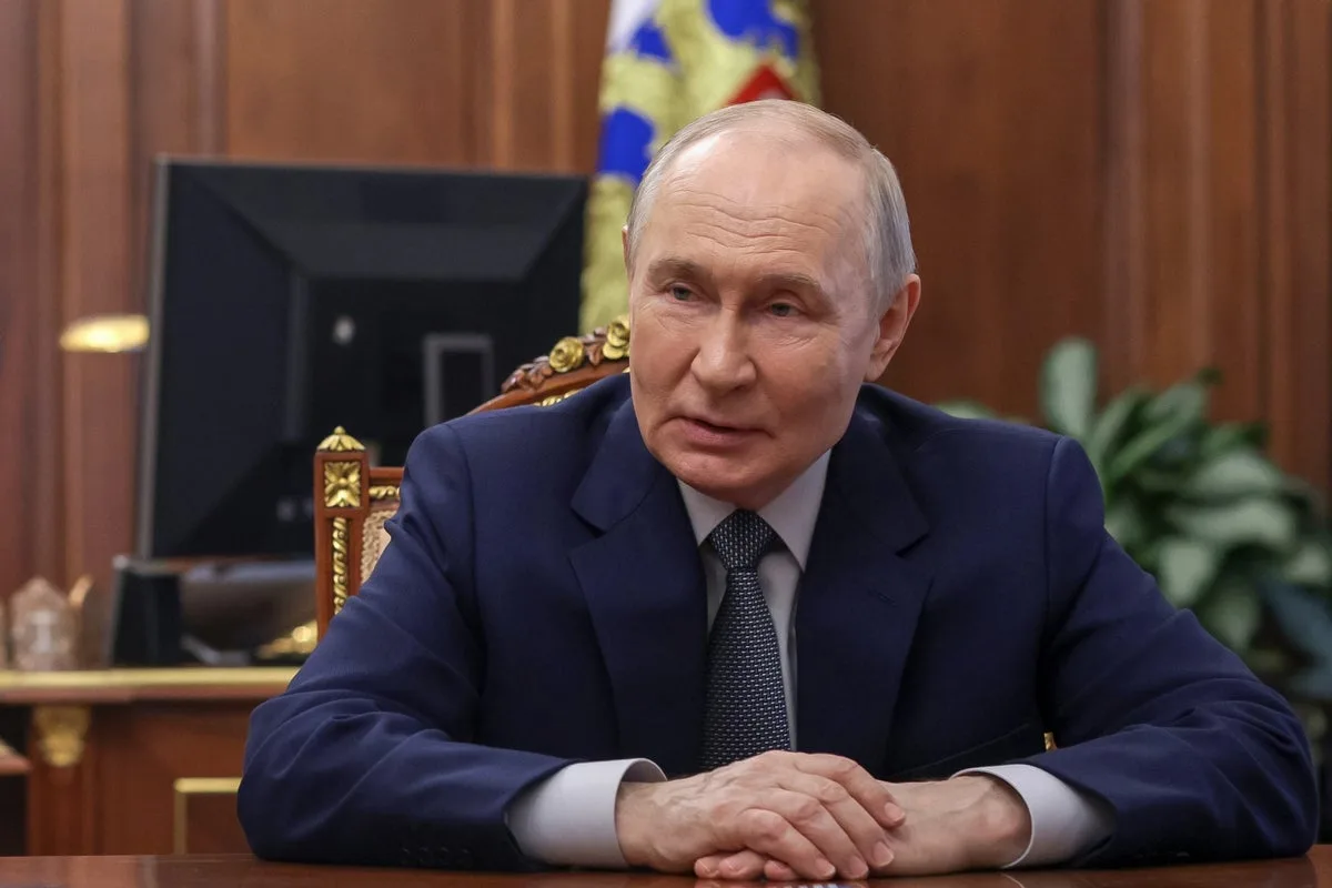 Russia and Ukraine Announce Rival Ceasefires Around Victory Day Commemorations