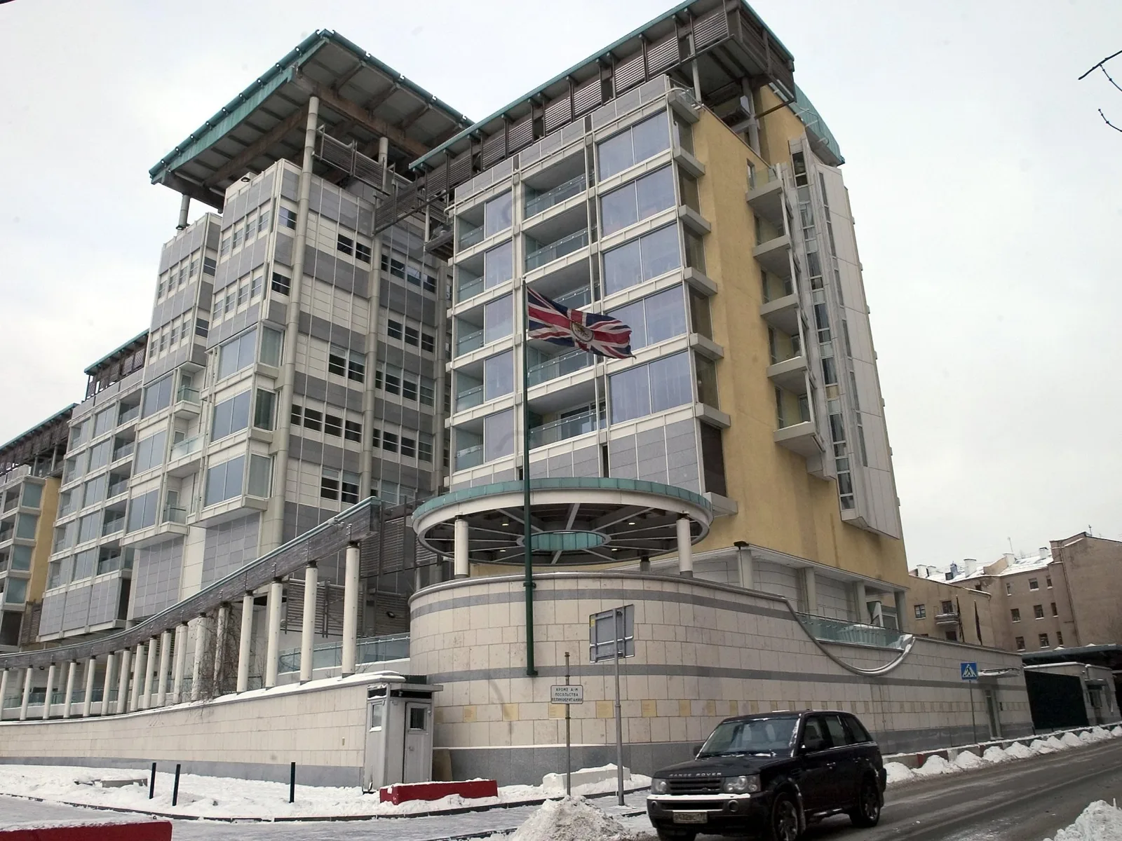 Russia Expels British Diplomat Accused of Espionage by FSB