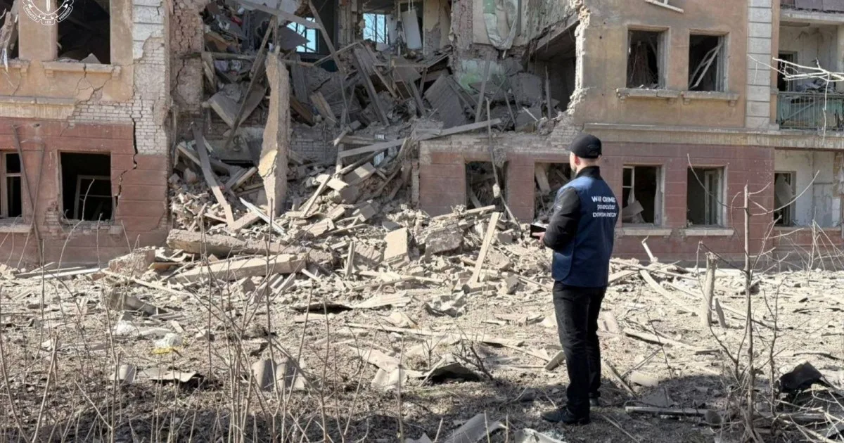 Russian Attack in Sloviansk Kills Four as Both Sides Report Battlefield Gains