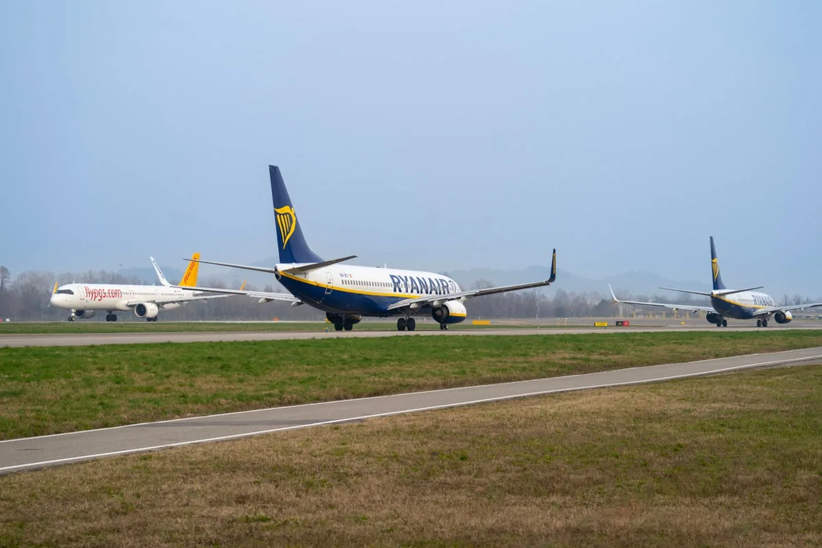 Ryanair Moves Bag Drop Deadline to One Hour Before Departure