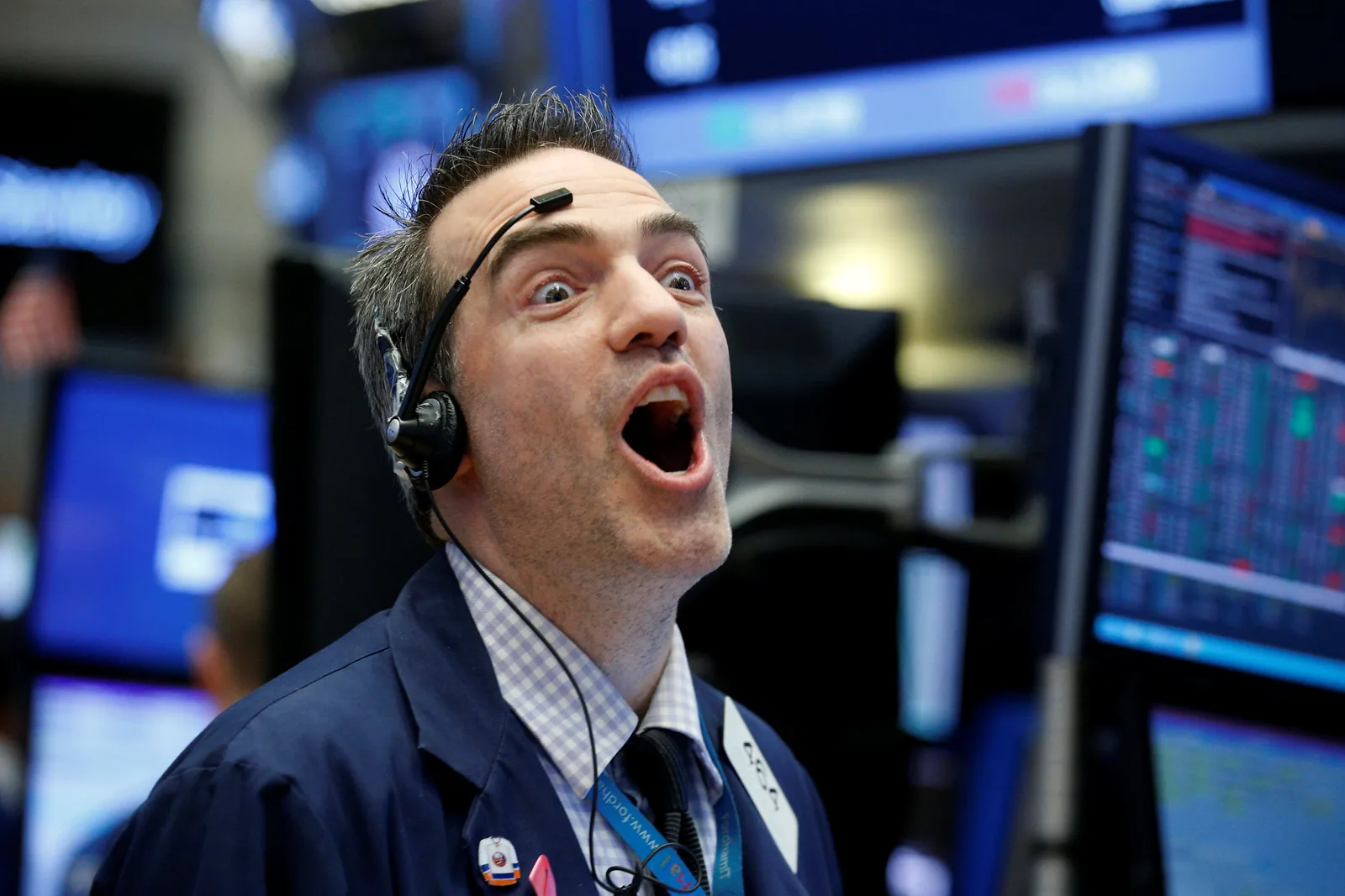 S&P 500 Closes Above 7,100 for First Time Amid Market Rally