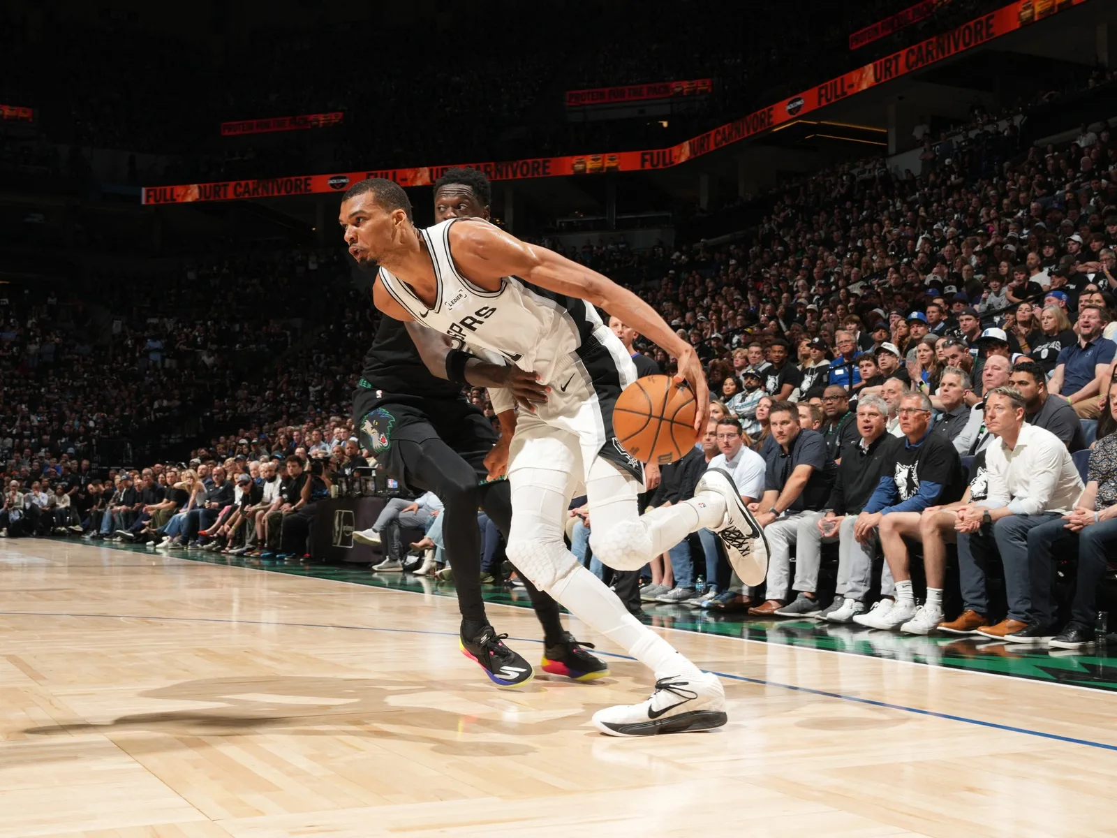 San Antonio Spurs Defeat Timberwolves in Game 6 to Reach Western Conference Finals