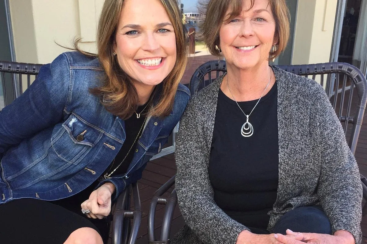 Savannah Guthrie Returns to 'Today' Show Amid Ongoing Search for Missing Mother