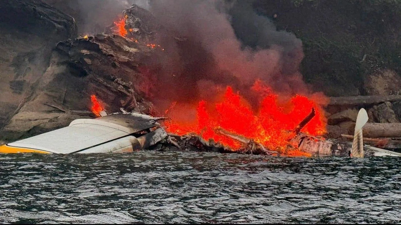 Seaplane with 11 Aboard Crashes and Catches Fire Near Sucia Island, All Survive