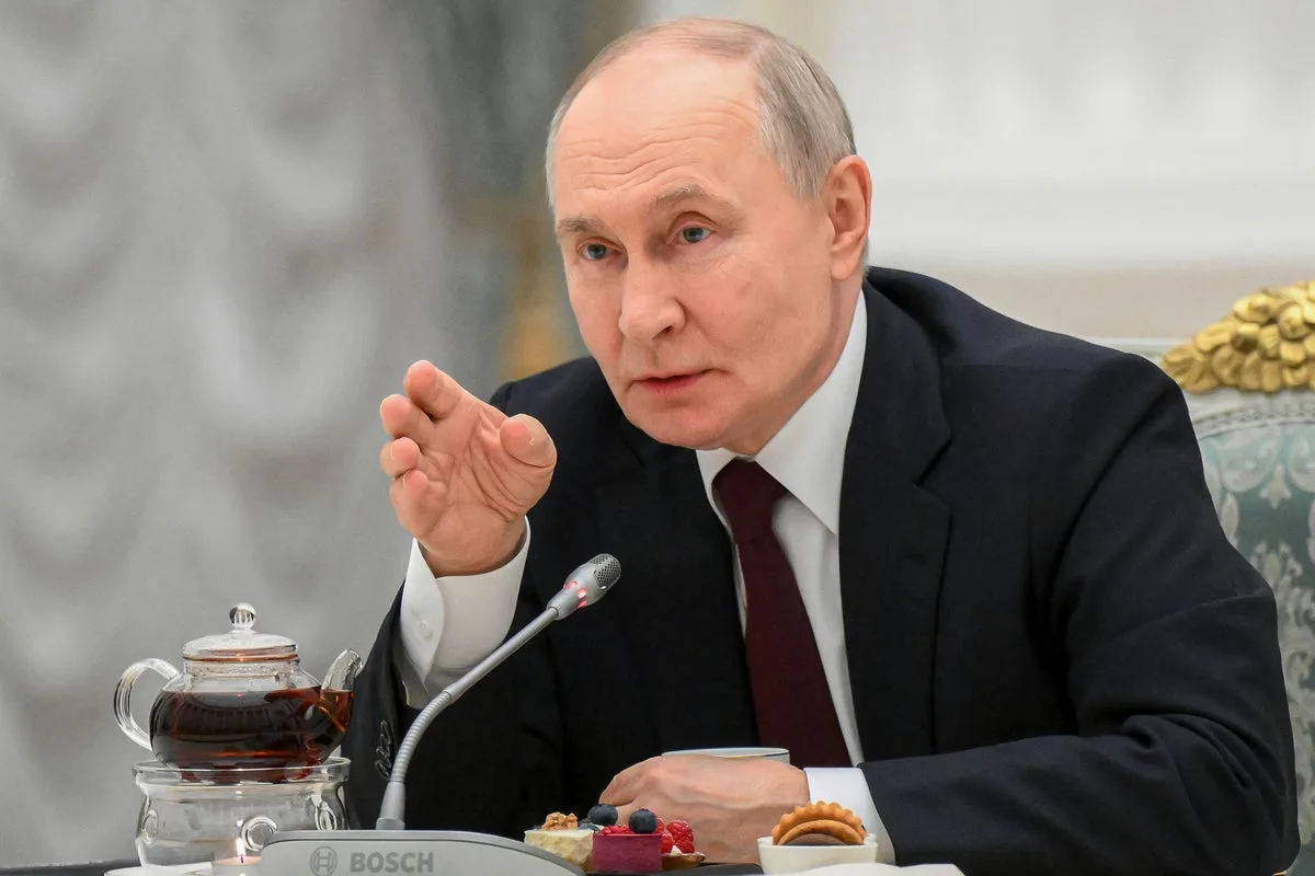 Security Expert Analyzes Impact of Iran Conflict on Russia and Ukraine