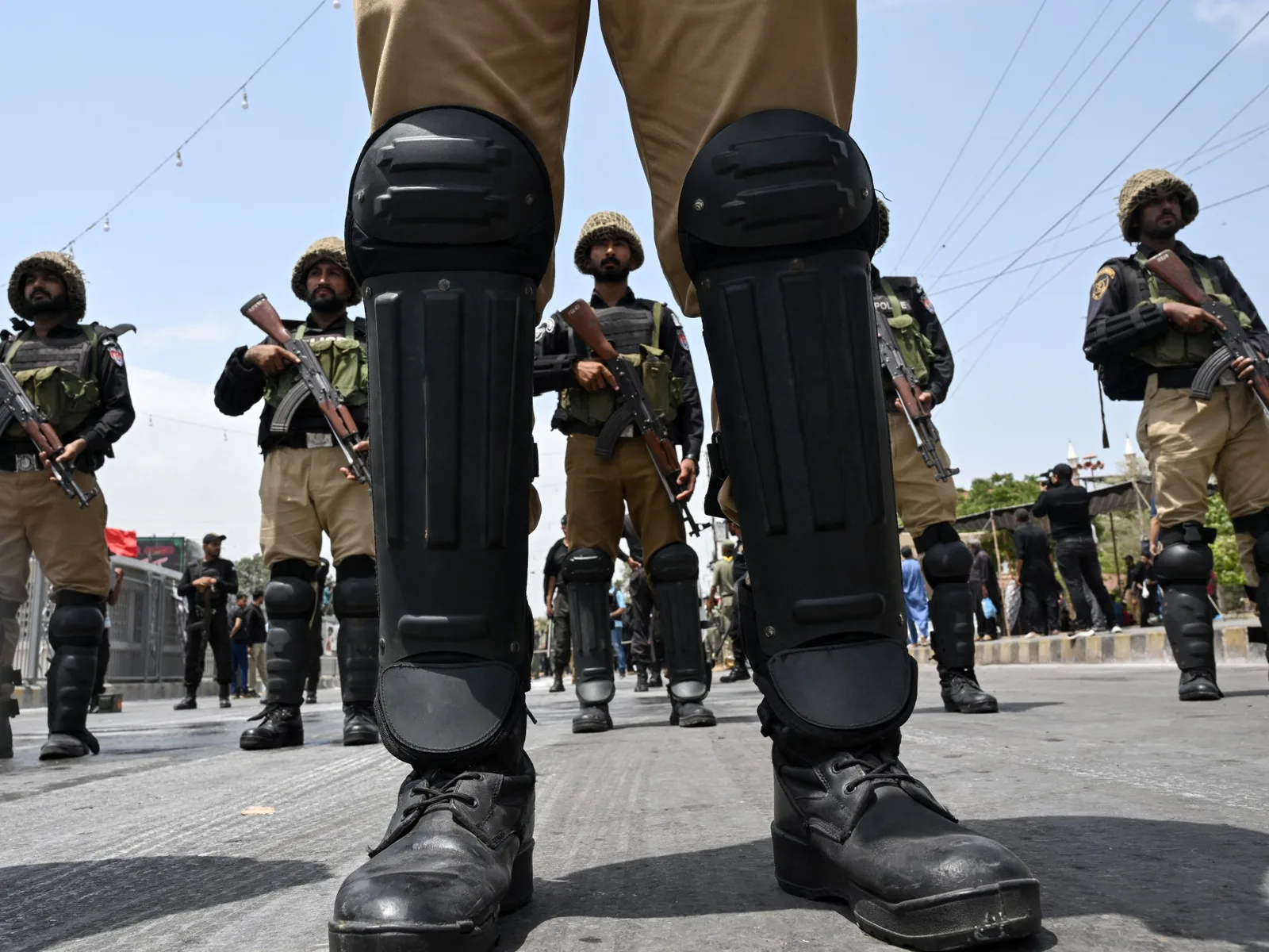 Security Forces Respond to Attack Near Paramilitary Rangers Offices in Karachi