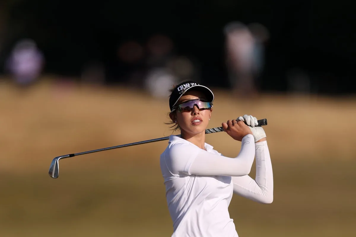 Shiho Kuwaki Wins Women's Open After Play-Off Against Esther Henseleit