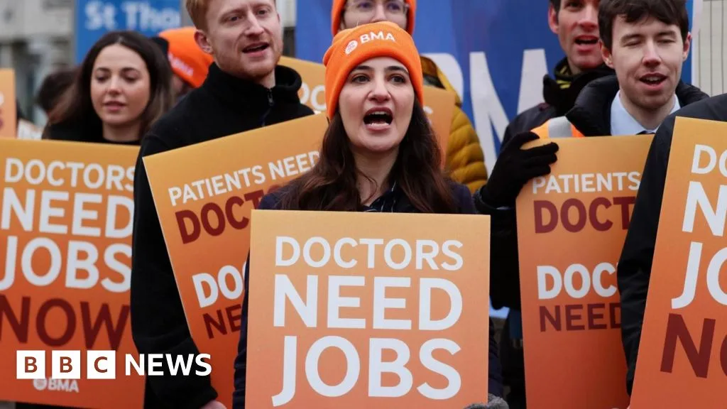 Resident Doctors in England Begin Six-Day Strike Over Pay Dispute