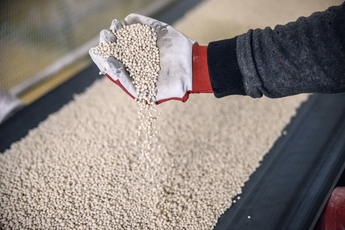 Slovakia’s Largest Fertilizer Producer Reduces Ammonia Output Amid Gas Price Surge