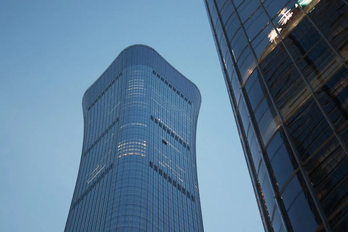Small Plane Crashes Into Beijing’s Tallest Skyscraper, Pilot Killed