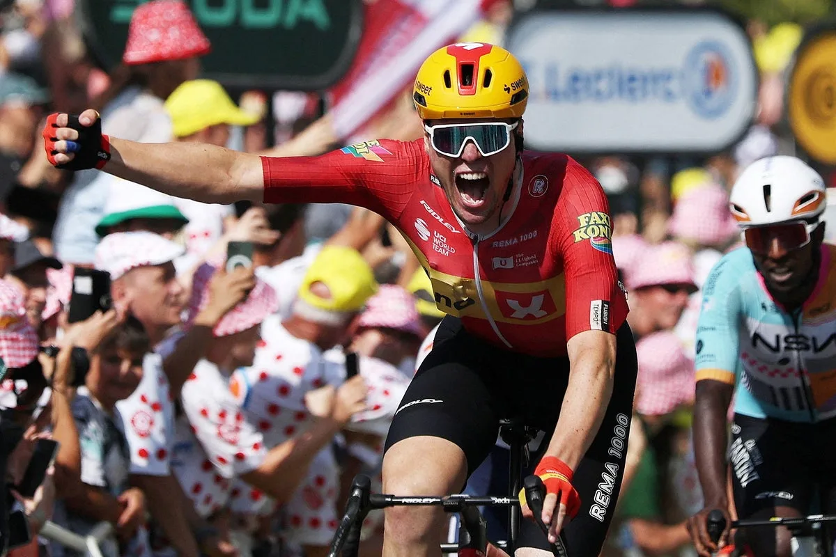 Soren Wærenskjold Wins Fastest-Ever Tour de France Road Stage