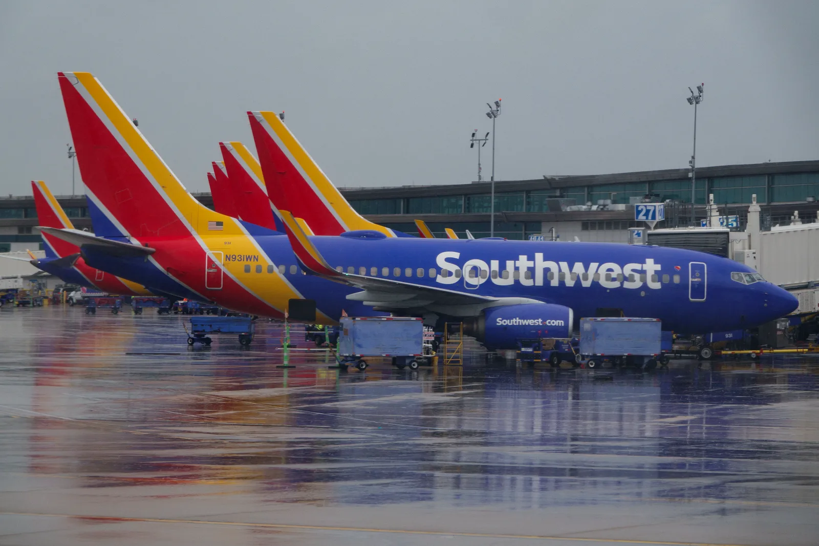 Southwest Airlines Reports 9% Profit Increase and Raises Full-Year Outlook