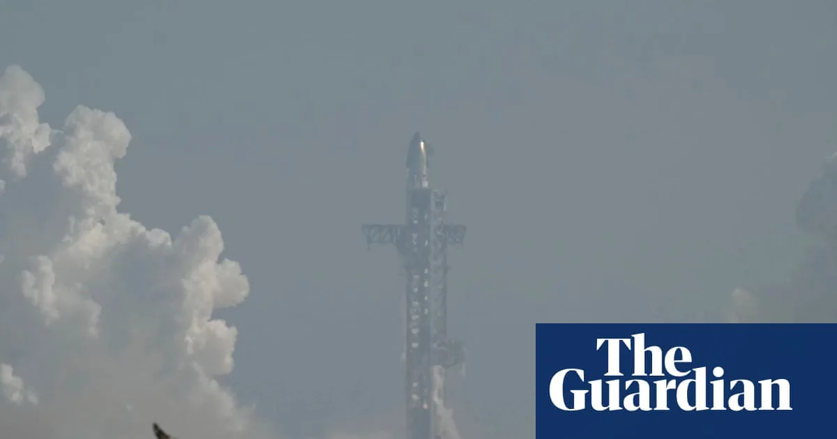 SpaceX Launches Upgraded Starship V3 on 12th Test Flight from Texas