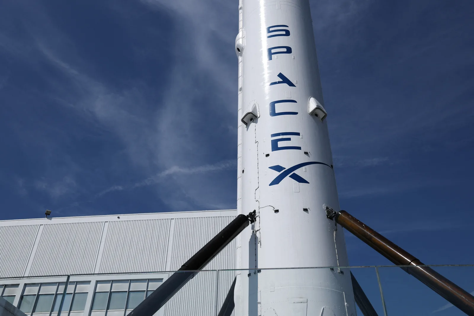 SpaceX Sets IPO Valuation Target Above $2 Trillion for Public Offering