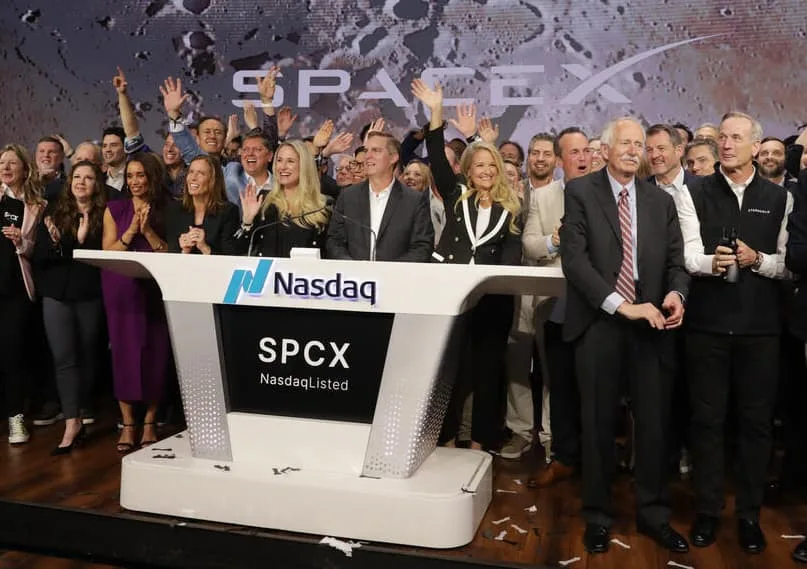 SpaceX Shares Fall After IPO, Early Investors See Gains