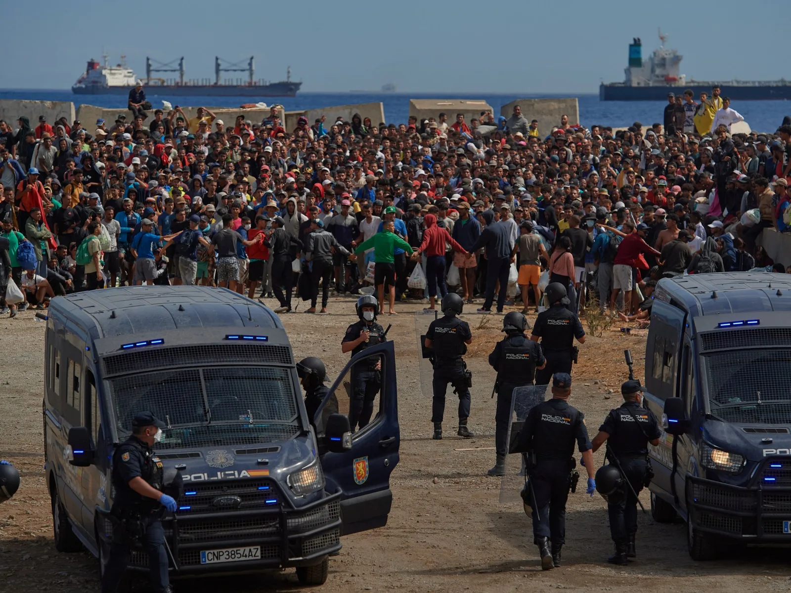 Spain Requests EU and Frontex Assistance for Ceuta Migrant Processing