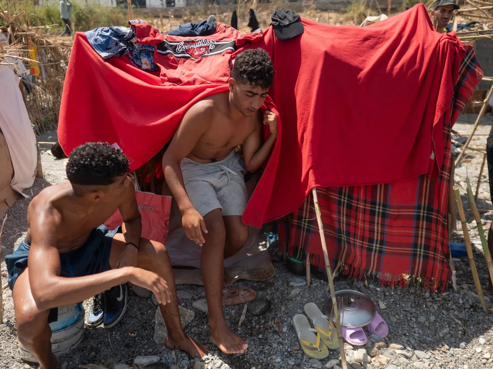 Spain Seeks EU Emergency Funding After Mass Migrant Arrival in Ceuta