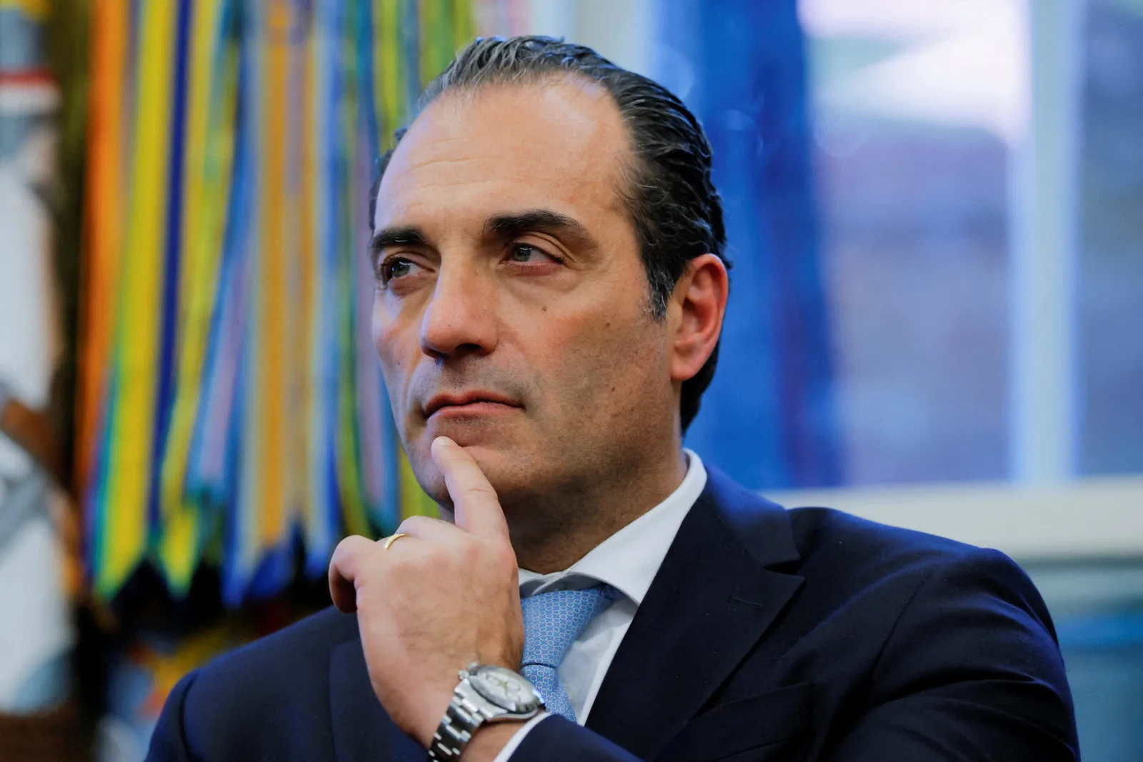 Stellantis Shifts Chrysler Strategy to Affordable SUVs and Revives Dodge Muscle Cars