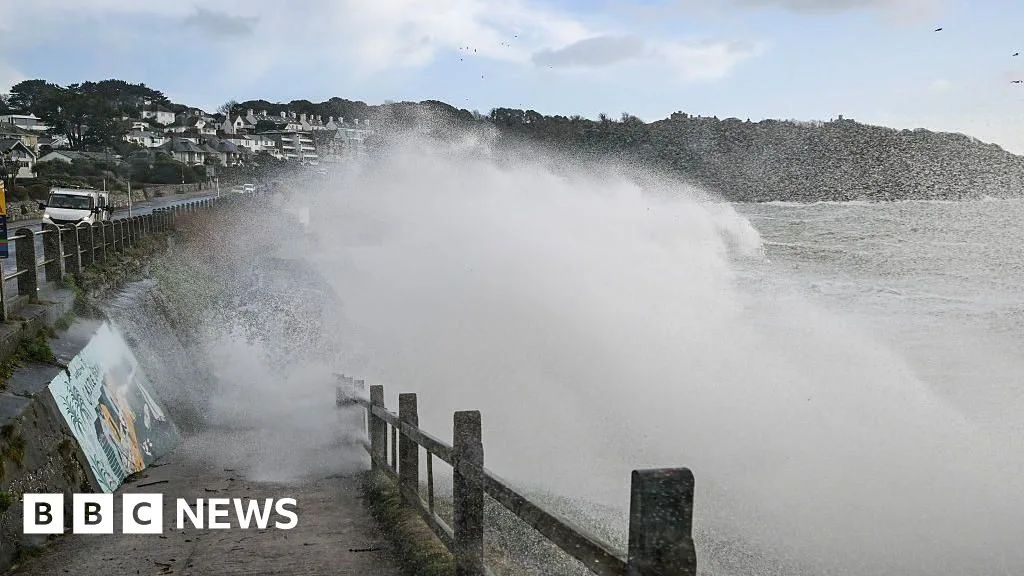 Storm Dave Brings Strong Winds and Disruptions Across the UK and Ireland