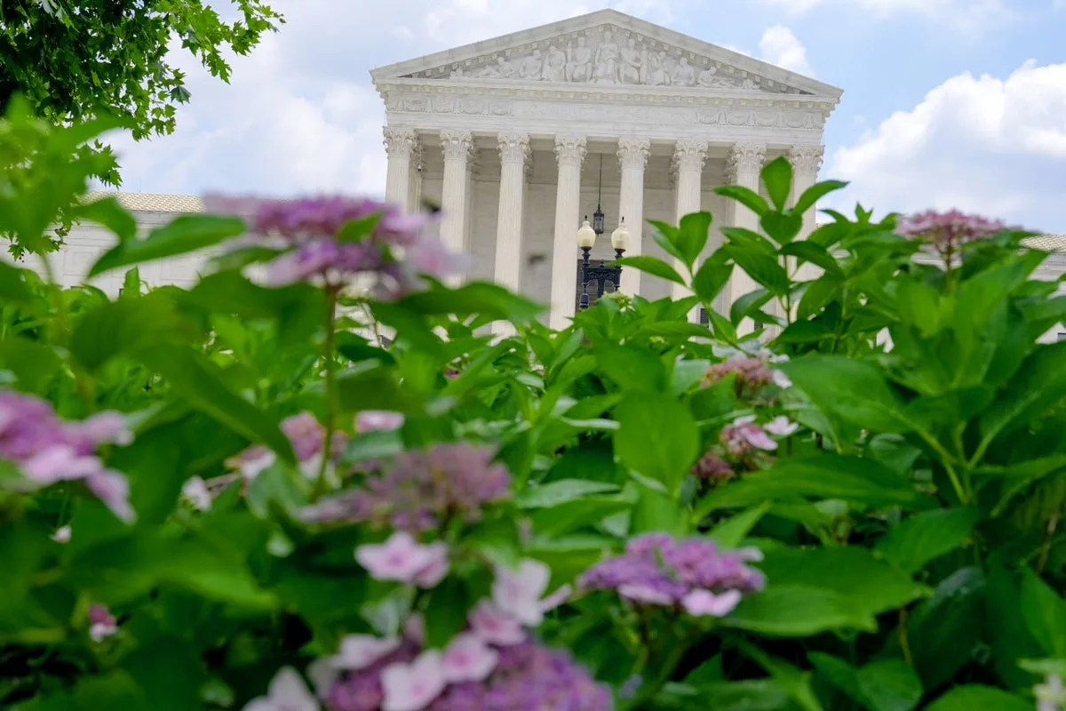 Supreme Court to Review Alaska Plane Seizure Over Passenger's Beer