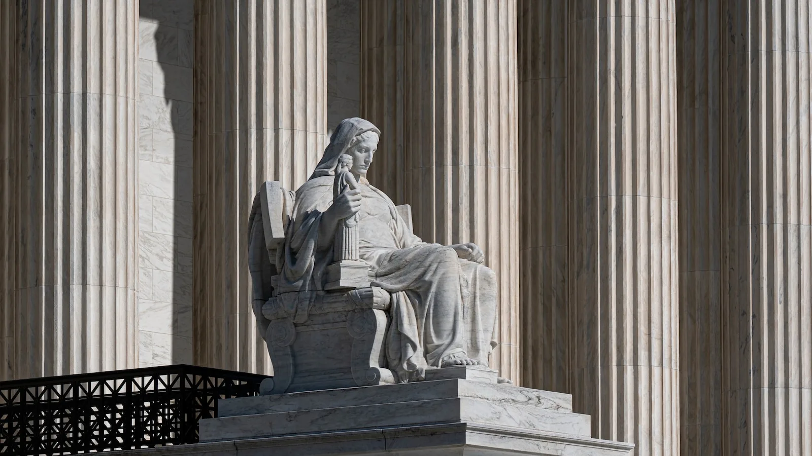 Supreme Court Upholds FCC Authority Over Telecom Company Penalties