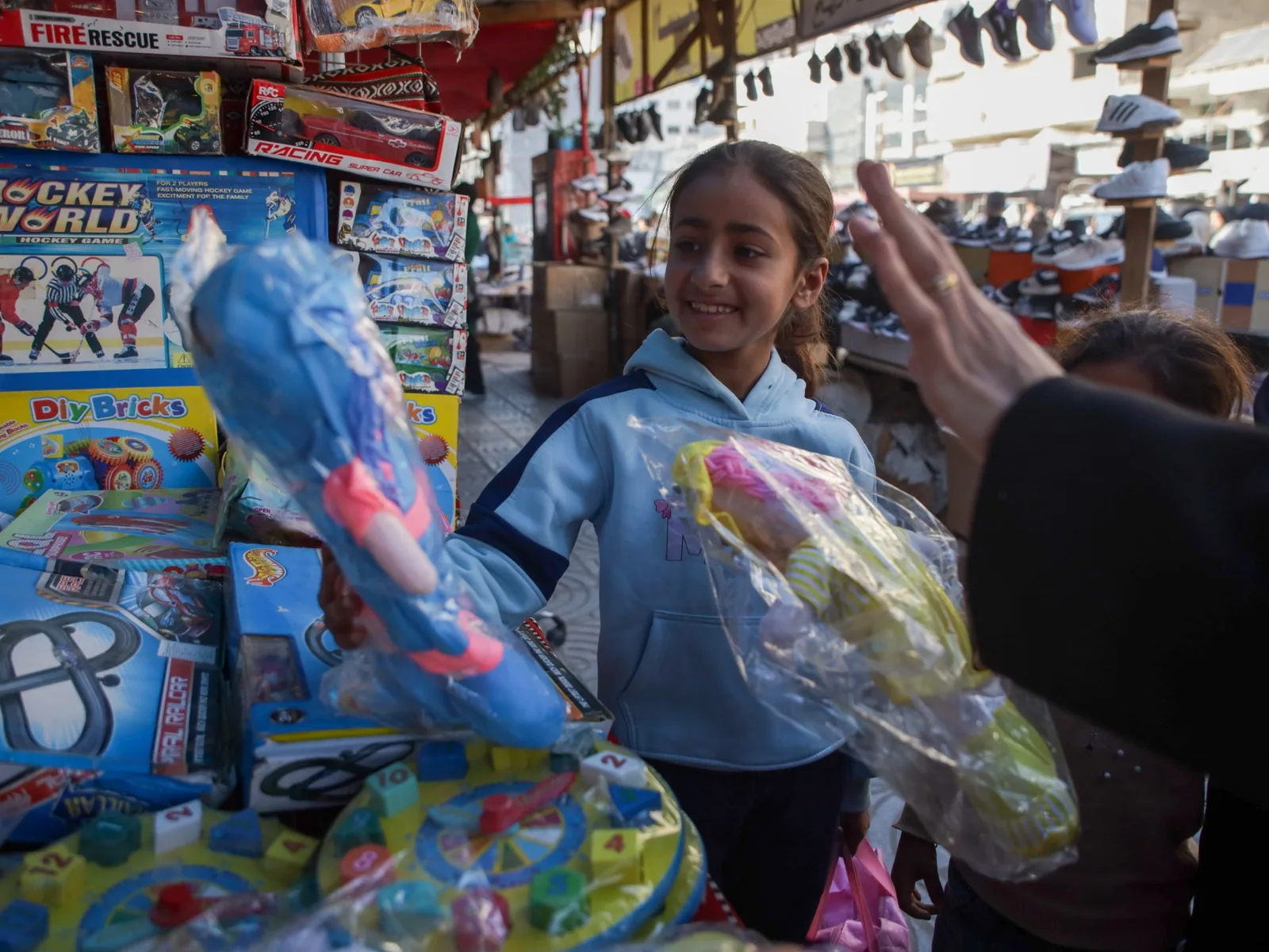 Gaza Residents Face Shortages and Rising Prices Amid Ongoing Conflict