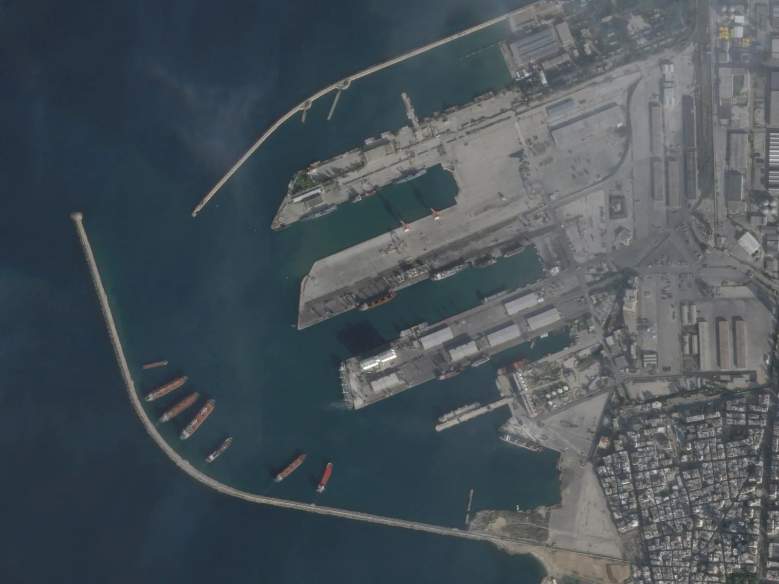 Syria and Russia Reach Agreement on Future of Hmeimim and Tartus Bases
