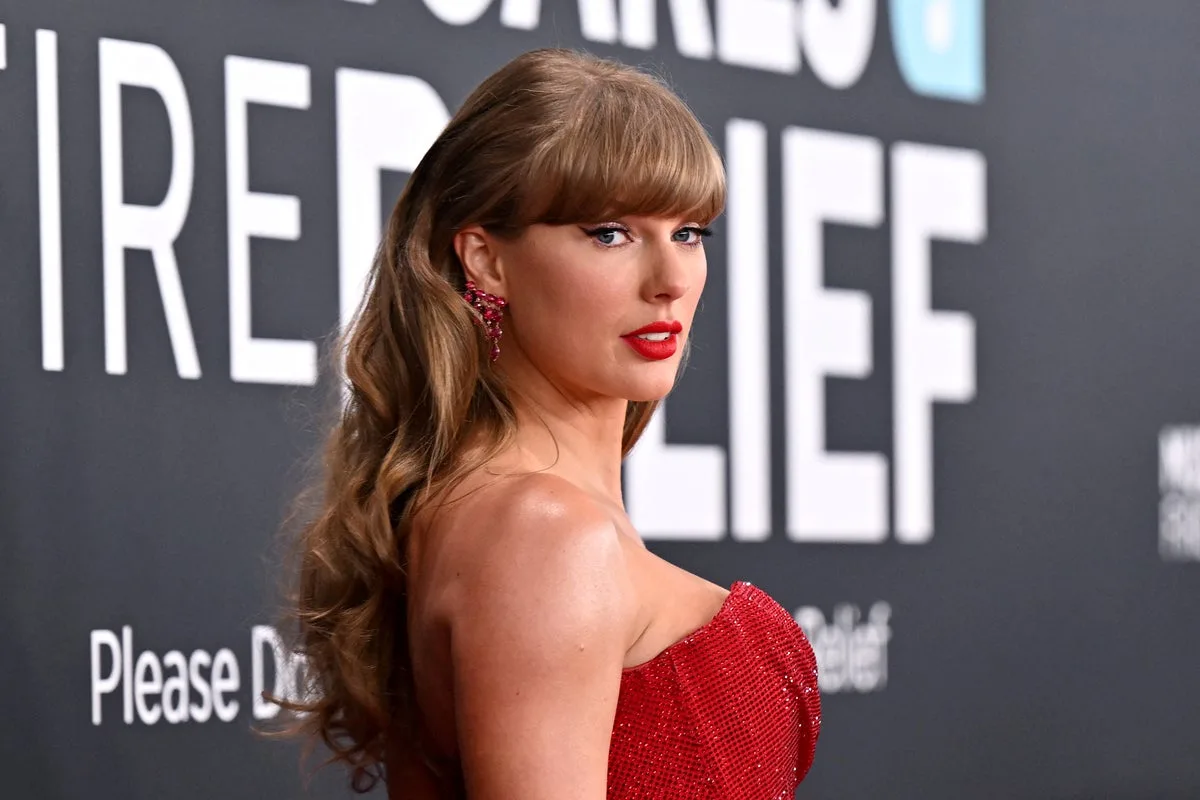 Taylor Swift to Release Original Song for Toy Story 5 Collaboration