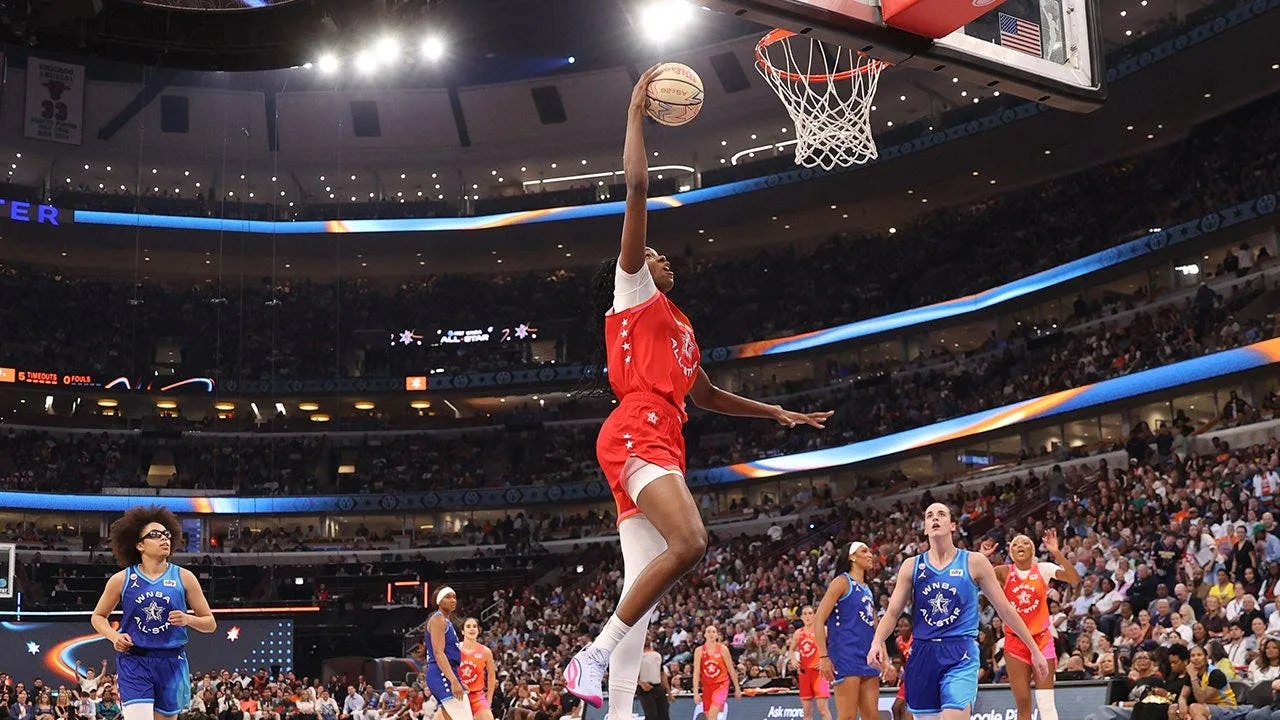 Team Spoon Defeats Team Coop at 2026 WNBA All-Star Game in Chicago