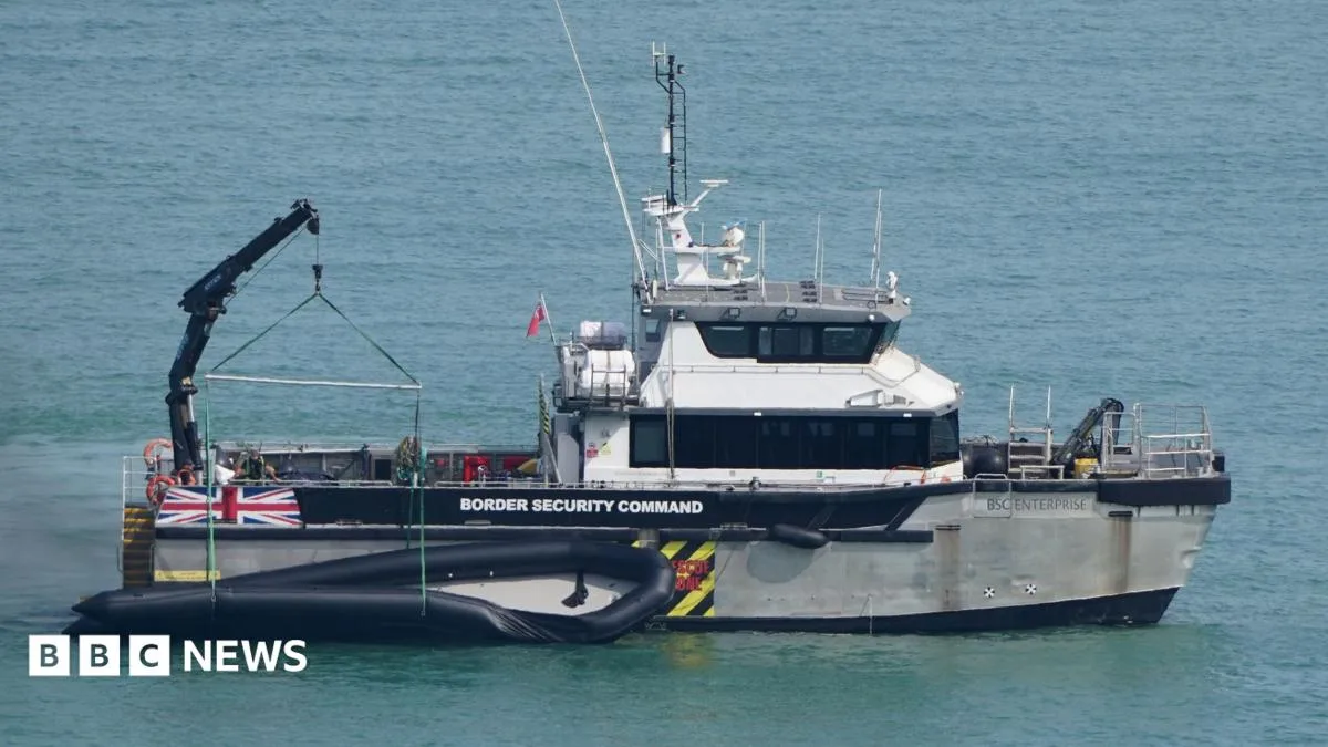 Teen Pleads Guilty to Piloting Dinghy with 165 Migrants Across Channel