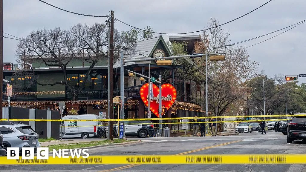 Texas Bar Shooting Leaves Two Dead, FBI Investigates Possible Terrorism Link