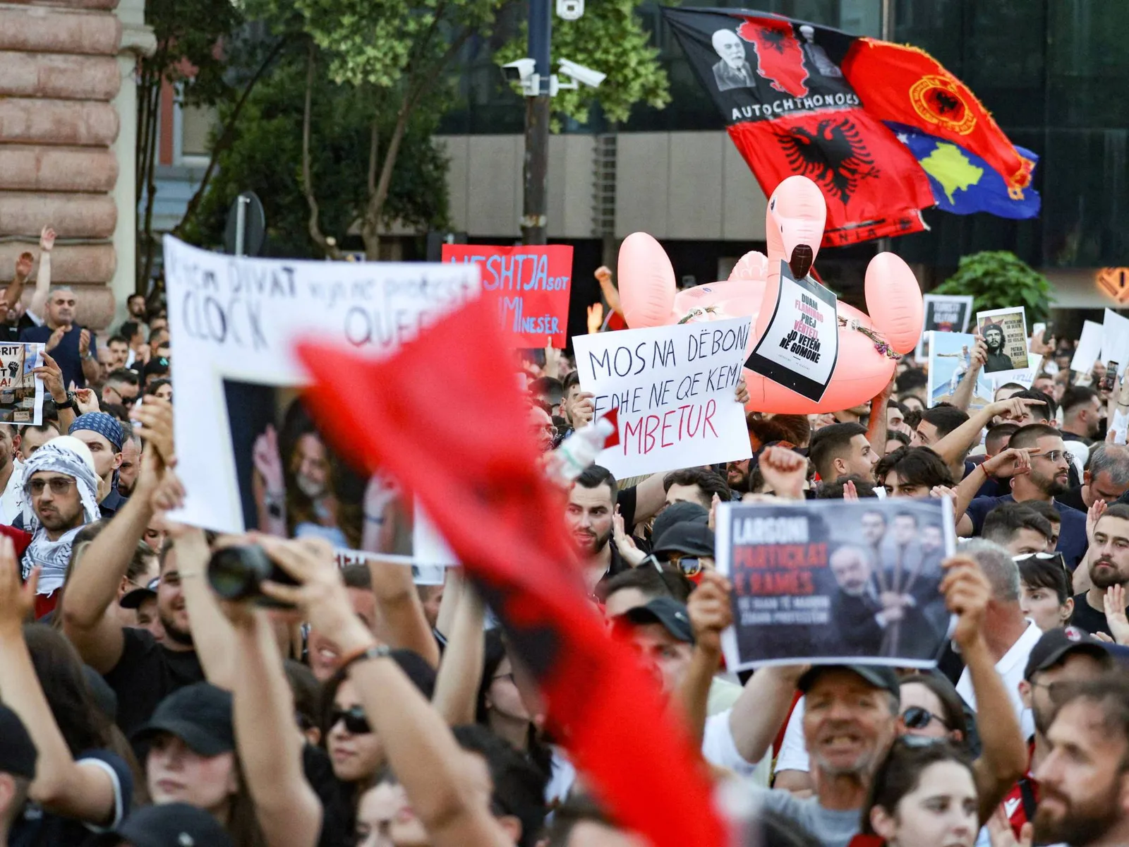 Thousands Protest in Albania Against Kushner-Linked Luxury Resort Project