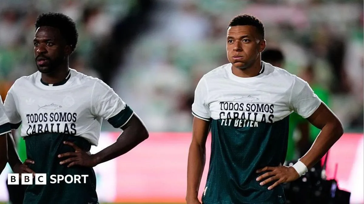 Real Madrid Players Cover Ceuta Solidarity Message Before Elche Match