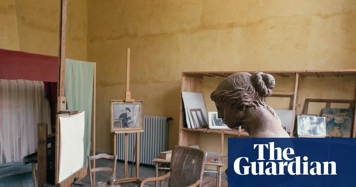 Three Renoir Paintings Stolen From Museum in Cagnes-sur-Mer, France