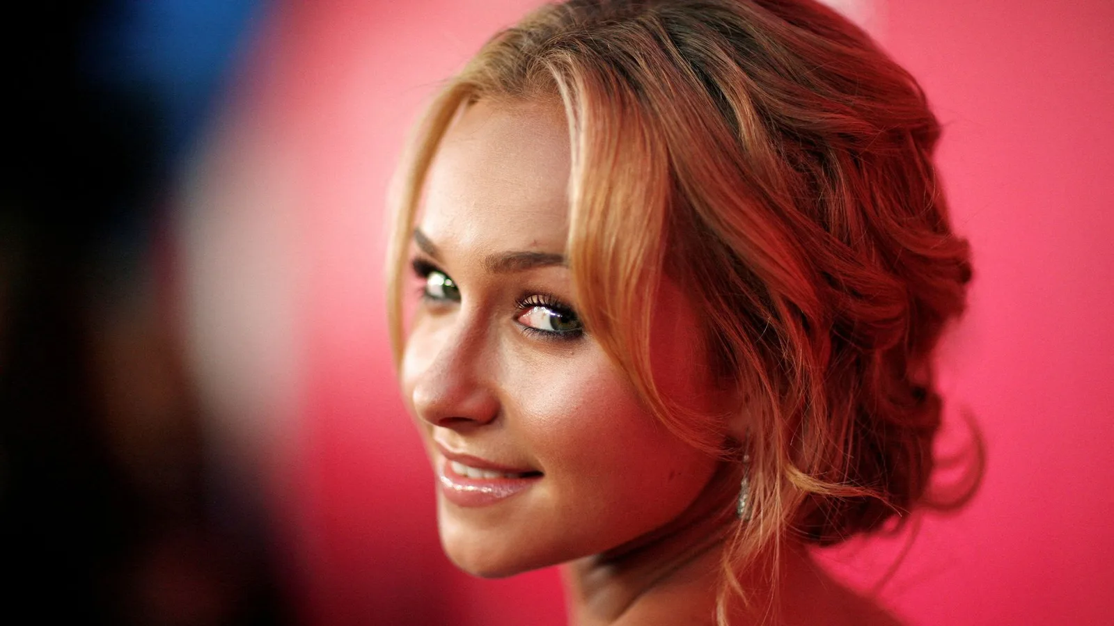 Tributes Paid Following Death of Actress Hayden Panettiere