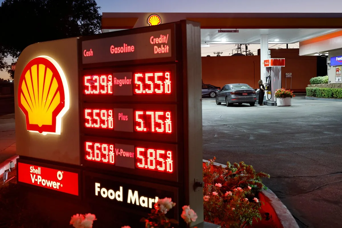 Trump Administration Extends Jones Act Waiver Amid Gas Price Concerns