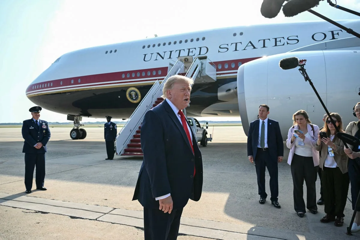 Trump Administration Subpoenas NY Times Journalists Over Air Force One Report
