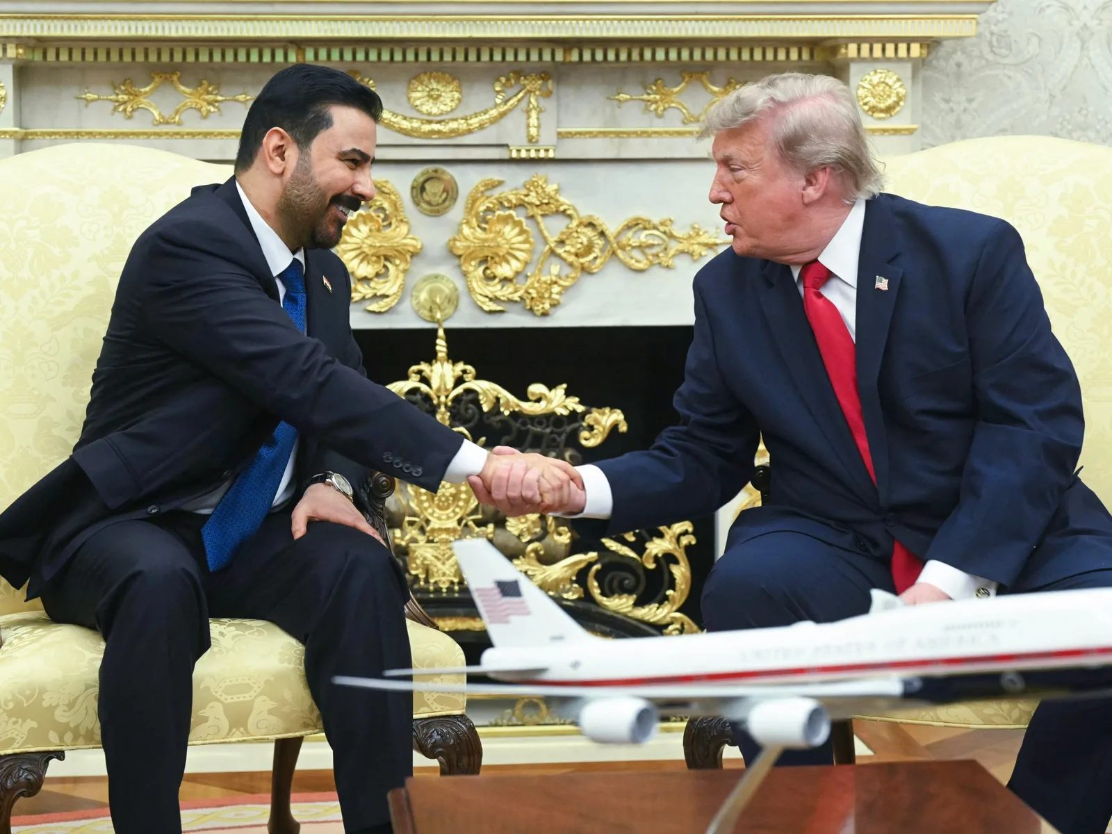Trump and Iraqi Prime Minister Discuss Shift in US-Iraq Relations at White House