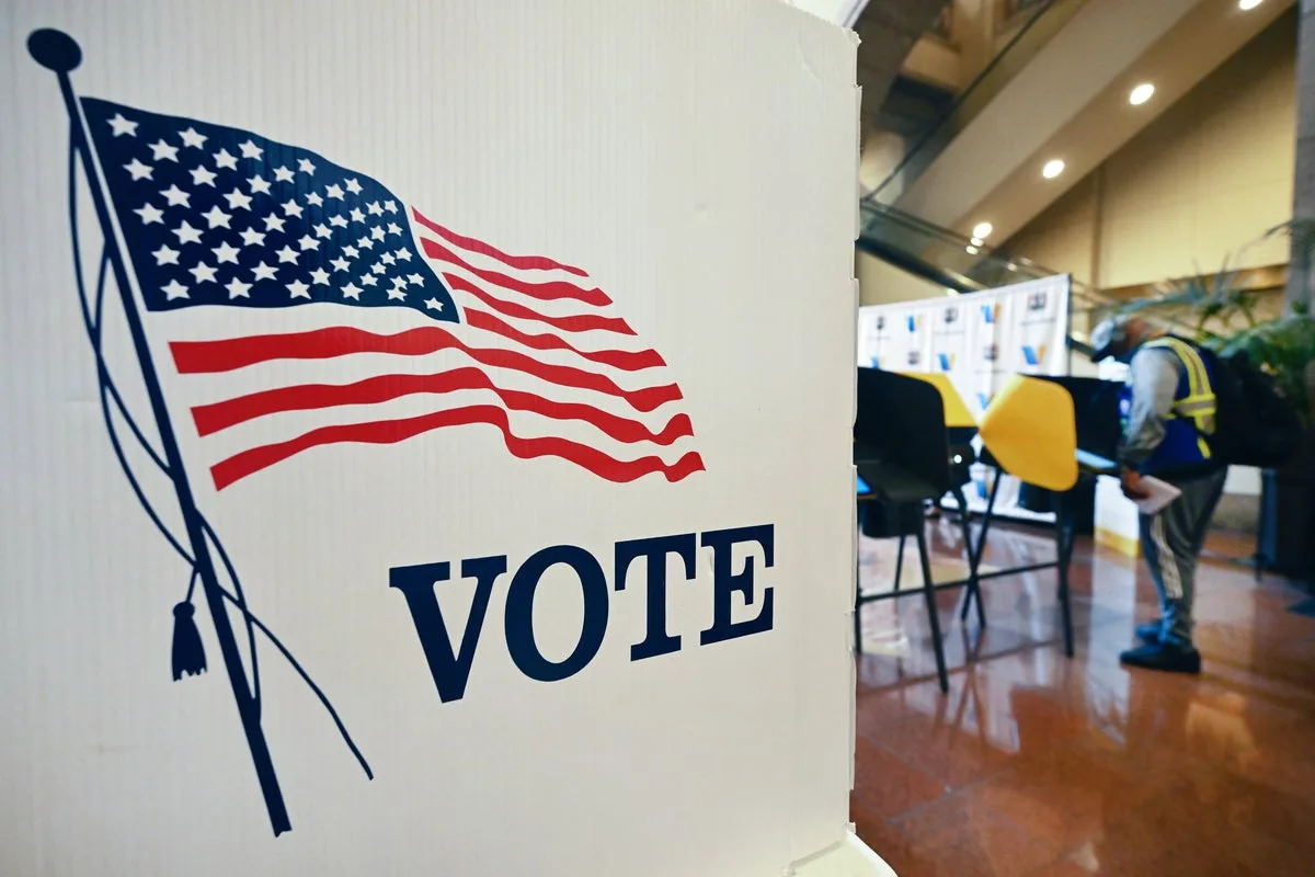 Trump Announces 'Election Integrity Army' for Midterm Poll Watching Efforts