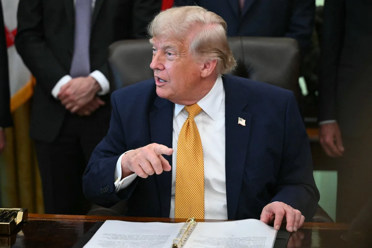Trump Blames Vandals for Reflecting Pool Damage as Draining Announced