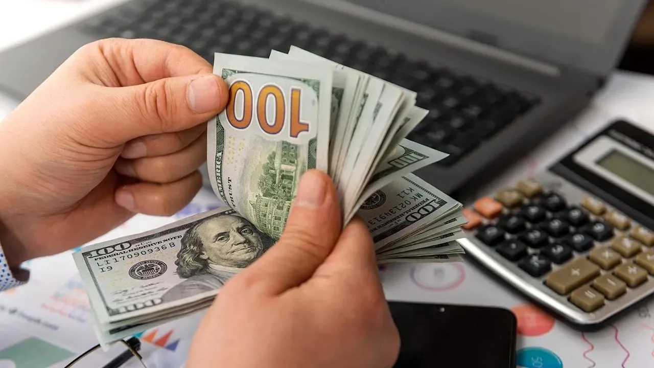 Trump Proposes $5,000 Payments to Americans, Citing Budget Feasibility