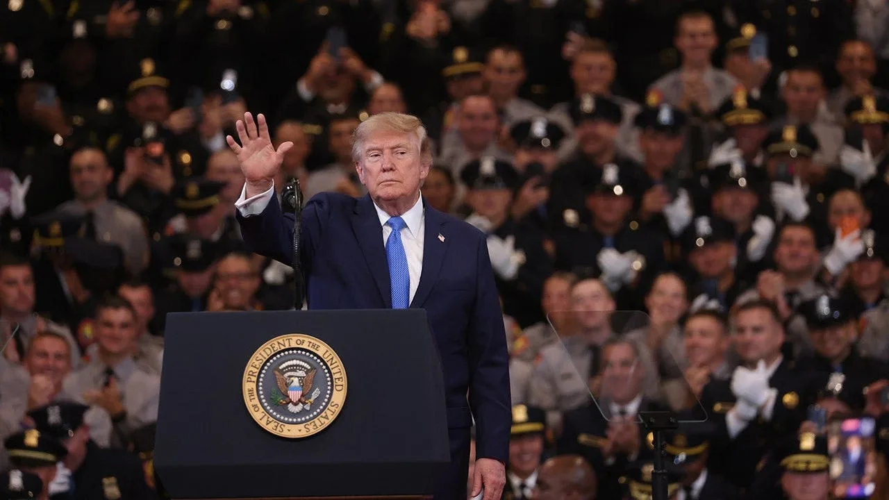 Truth Social Sells Early Access to Trump Posts, Prompting Lawsuits and Legal Scrutiny