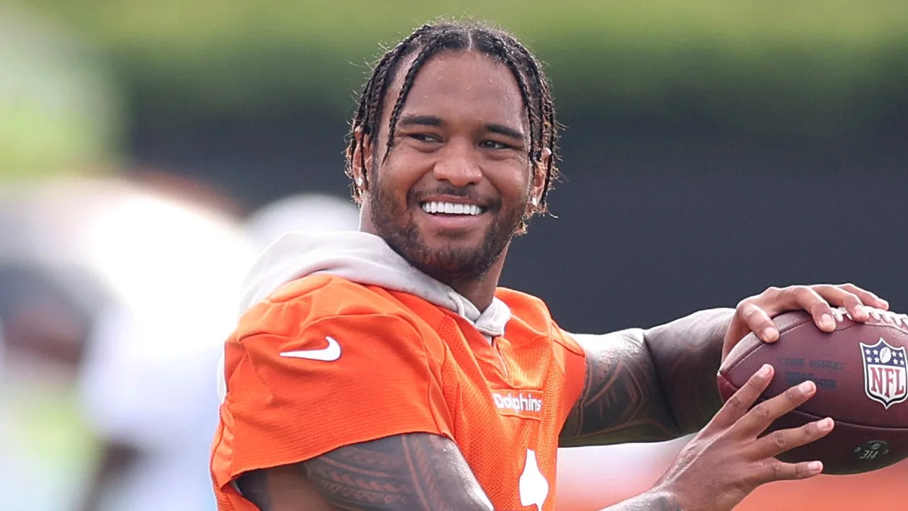 Tua Tagovailoa's Wife Shares Support After Reported Falcons Deal