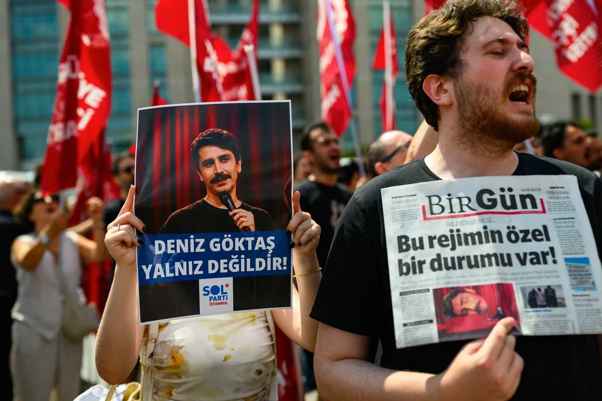 Turkish Comedian Deniz Göktaş Jailed After Performance Criticizing Erdogan