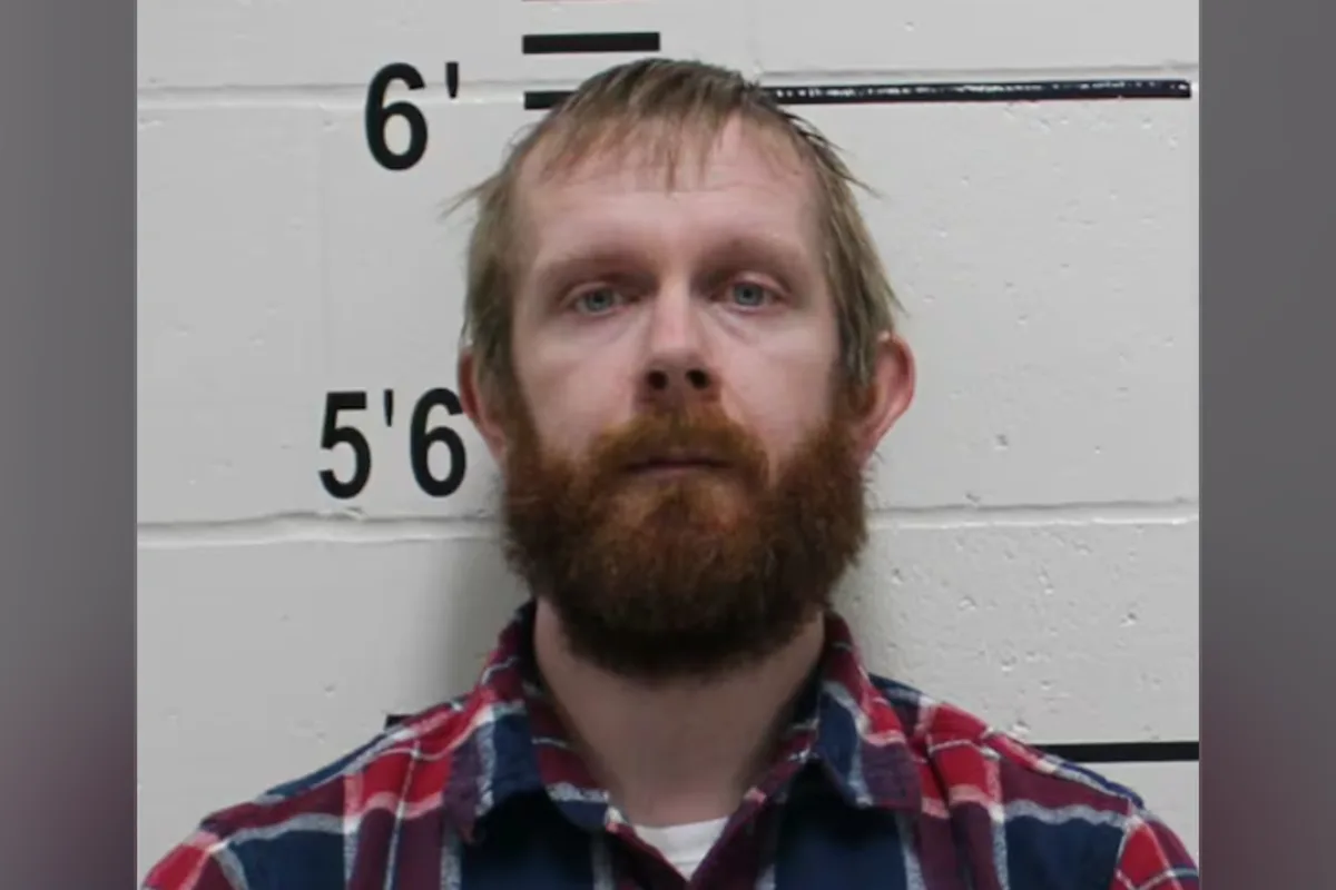 Two Iowans Accused of Serving Drug-Laced Lasagna to Pregnant Relative