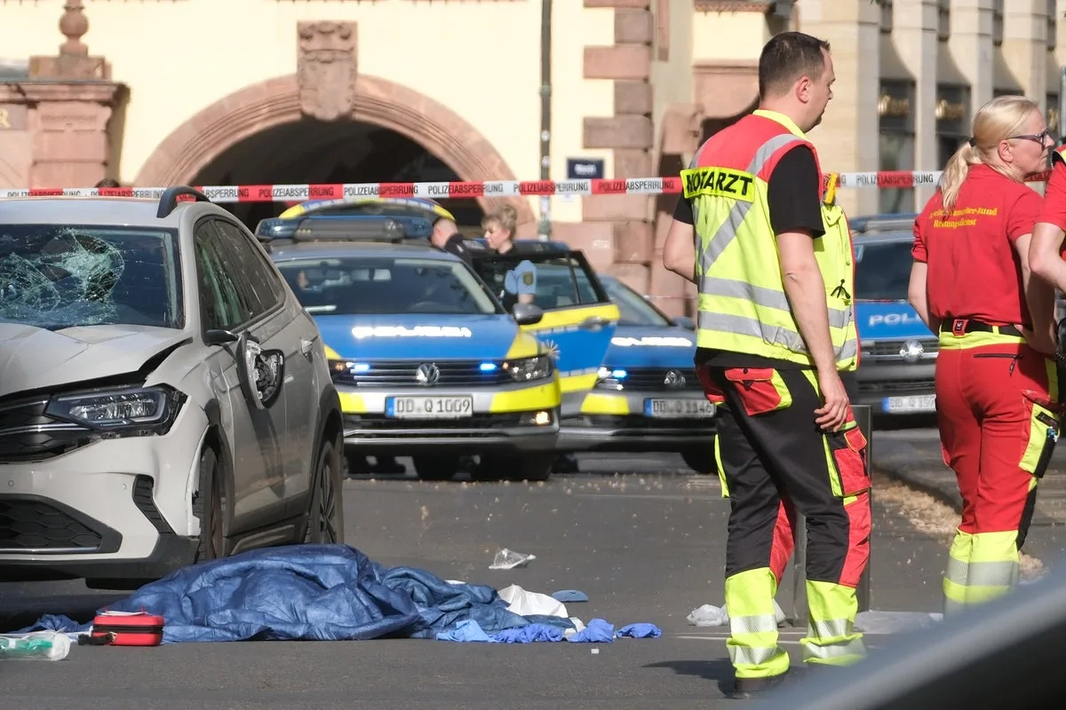 Two Killed and Several Injured After Car Hits Crowd in Leipzig, Germany