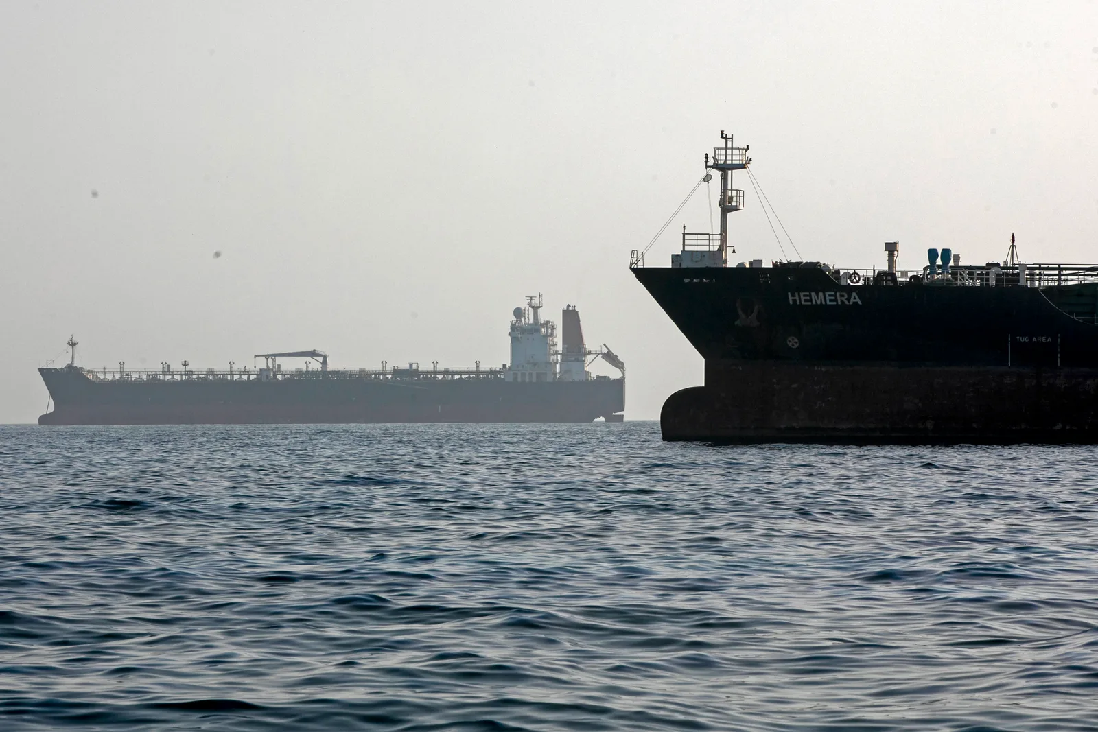 U.S. and Iran Discuss Ceasefire Extension and Nuclear Framework Amid Strait of Hormuz Tensions