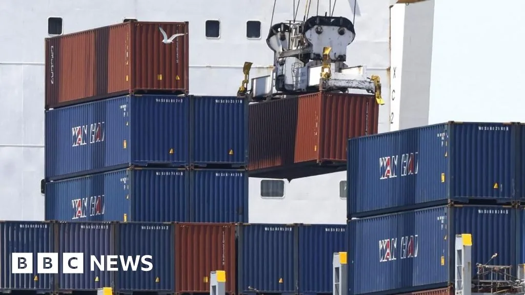 EU Suspends US Trade Deal Approval After US Supreme Court Tariff Ruling